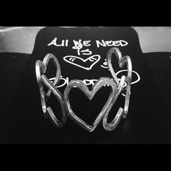 LUCKY BRAND OPEN BANGLE BRACELET - Picture 2 of 5